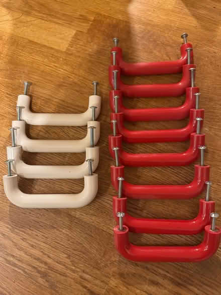 Photo of free Plastic drawer handles (Teddington TW11) #1