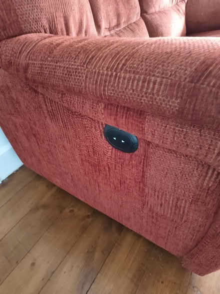 Photo of free 2 x Electric recliner seater sofas (Near Tesco's bletchley, MK11BW) #2