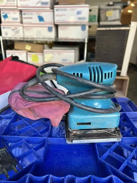 Photo of free Makita Electric Sander (Moutain View near San Antonio) #2