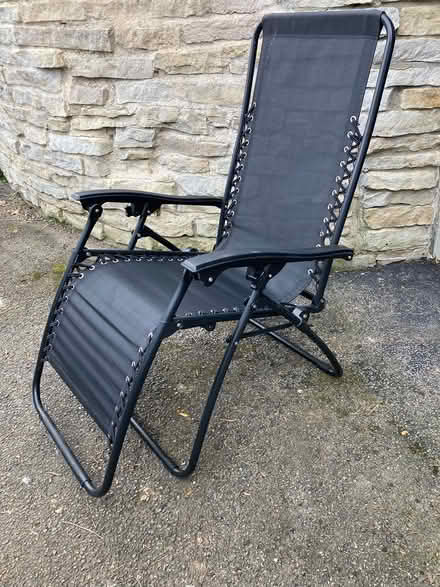 Photo of free ‘Zero gravity’ chair (Downers Grove, south side) #2
