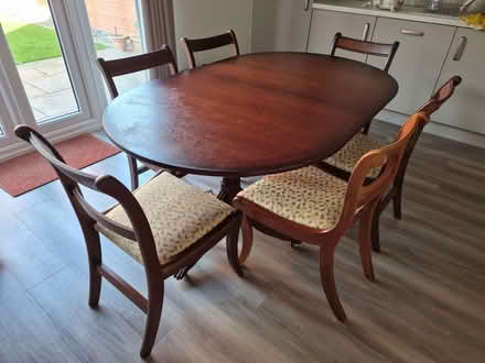 Photo of free Dining Table and 6 Dining Chairs (Mickleover DE3) #1