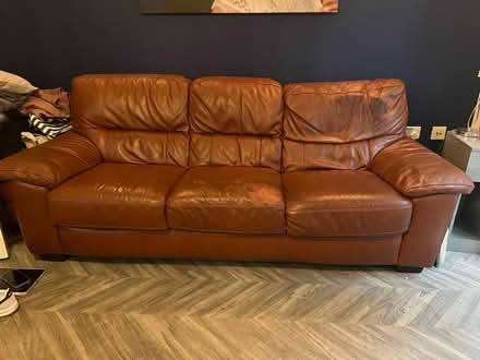 Photo of free 3 seater single seater leather sofa (Lower early RG6) #2