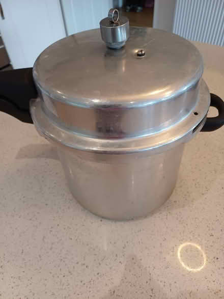 Photo of free Pressure Cooker (Kennington Ashford TN24) #1