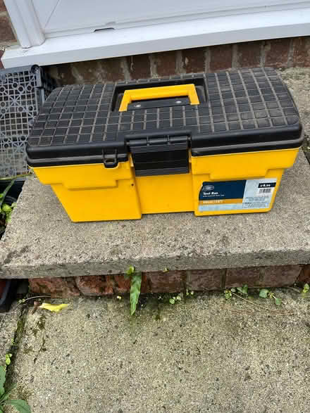 Photo of free small tool box (Havant PO9) #1