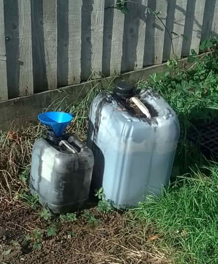Photo of free Old wooden pallet and engine oil (Cashes Green GL5) #2