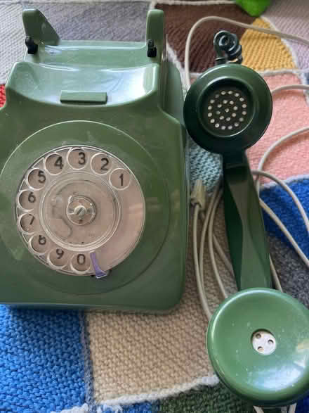 Photo of free Old phone (SE3 westcombe park/ maze hill) #2
