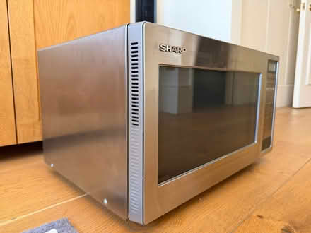 Photo of free Microwave Oven - Sharp 900W (South Kensington SW7) #2