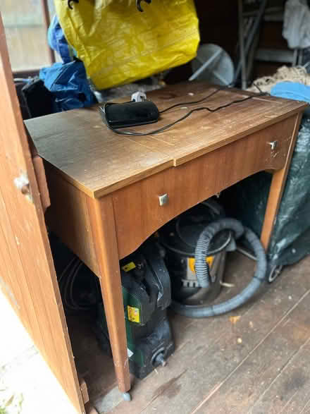 Photo of free Sewing machine table (Oxford OX3) #2