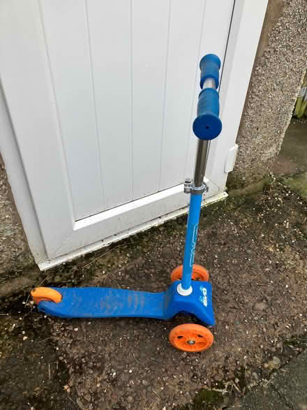 Photo of free Child’s scooter (Halton LA2) #1