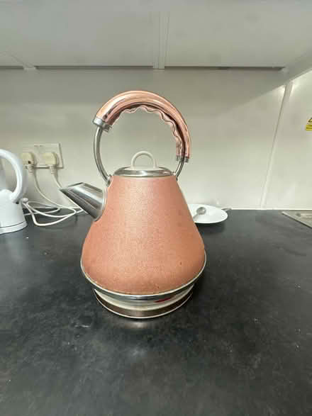 Photo of free Kettle (OX42NS) #1