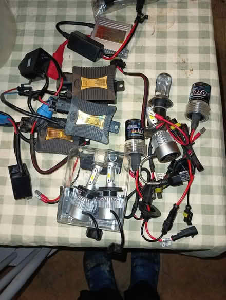 Photo of free LED and HID headlight bulbs (Nuthall NG16) #4
