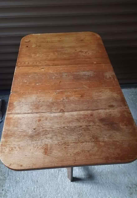 Photo of free Solid wooden gateleg drop leaf table (Byfleet KT14) #3