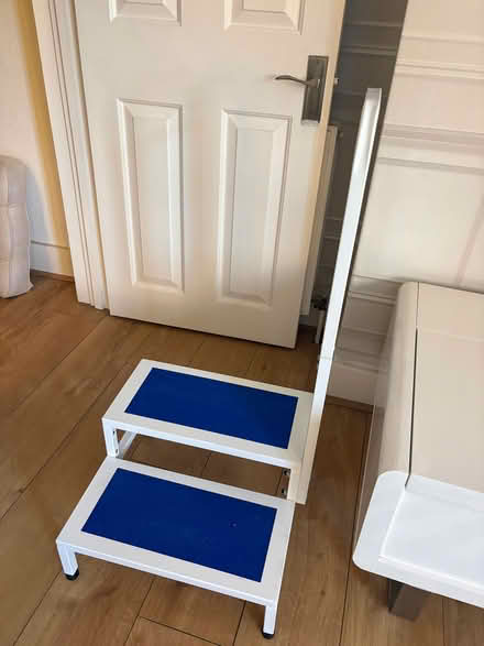 Photo of free Steps and cushion (Warley CM14) #3