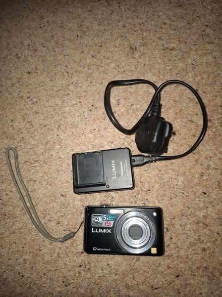 Photo of free digital camera (Presteigne LD8) #1