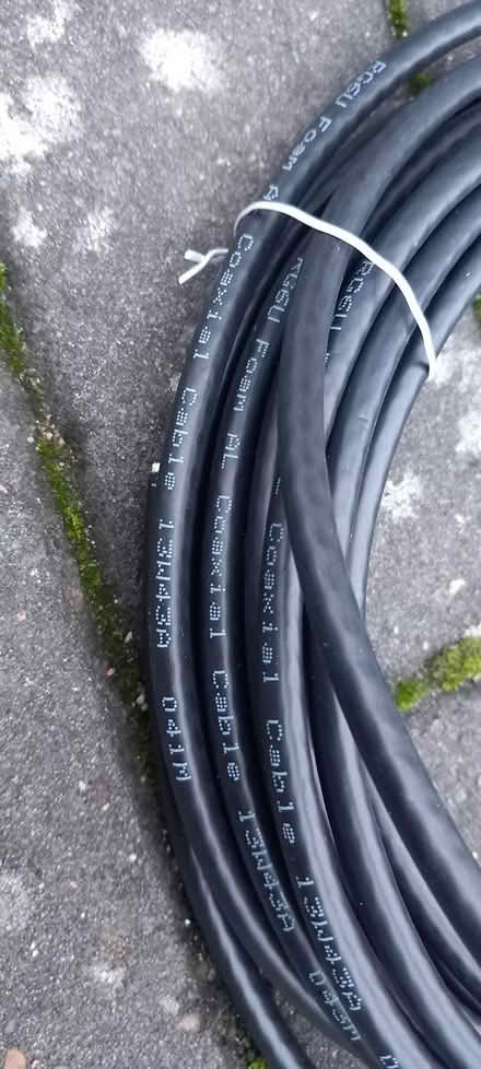 Photo of free Various cables (Plumstead Common SE18) #4