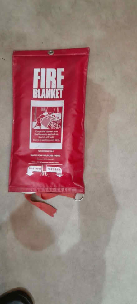 Photo of free Fire blanket (Sharrow S11) #2