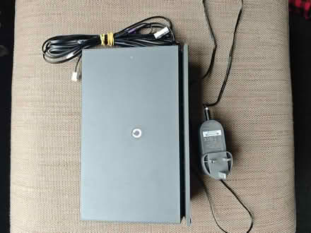 Photo of free Vodafone Wi-Fi Router Hub, model THG3000 (Pollokshaws G43) #1