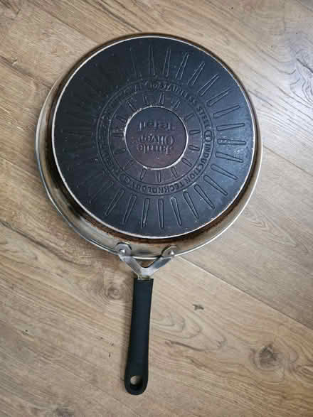 Photo of free Jamie Oliver crying pan (Enfield N21) #2