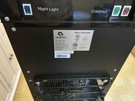 Photo of free bottom-load water dispenser #2