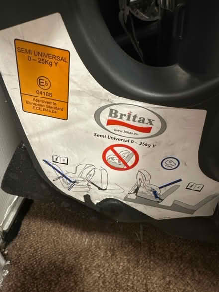 Photo of free Rear facing Car seat, 0-25kg (Agar Grove NW1) #2