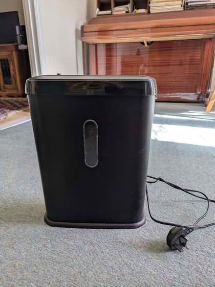 Photo of free Shredder (Caldecott OX14) #1