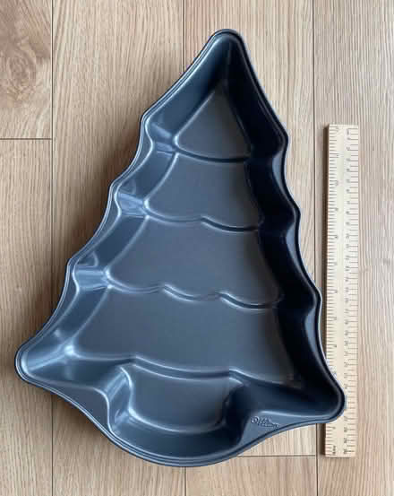 Photo of free Christmas cake tin (GL3 Churchdown) #1