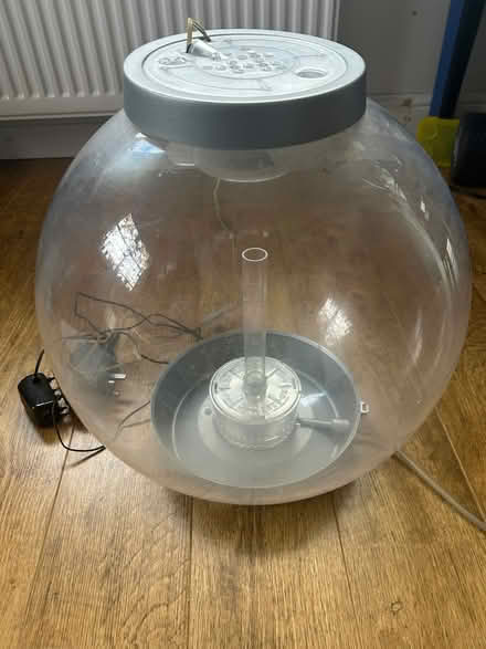 Photo of free Fish Tank with pump (Noak Bridge SS15) #1