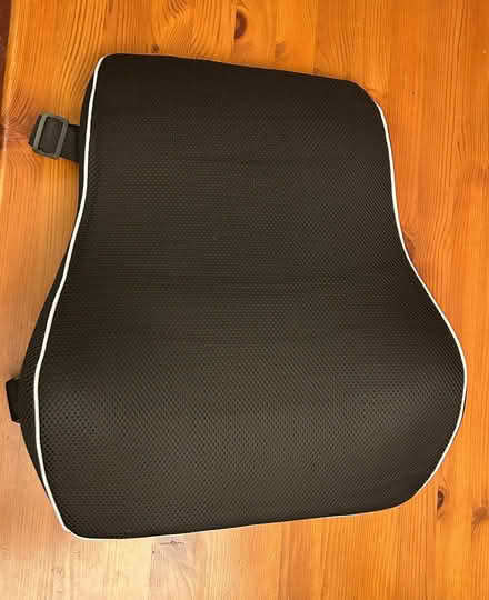 Photo of free Memory foam back support. (Kenilworth CV8) #1