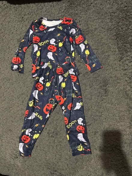 Photo of free Halloween pyjama (SW4 8jq) #1