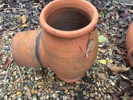 Photo of free Terracotta pots (Wokingham RG40) #4