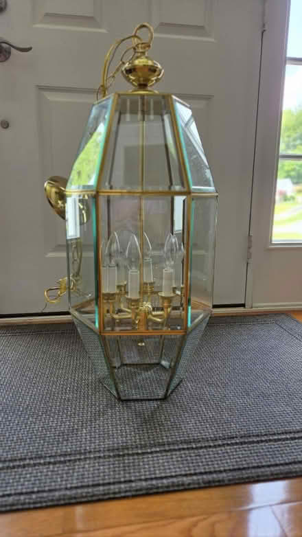 Photo of free Foyer light (Stafford) #2