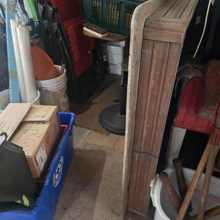 Photo of free EastLake Table (Mt.Pleasant and Eglinton area) #2