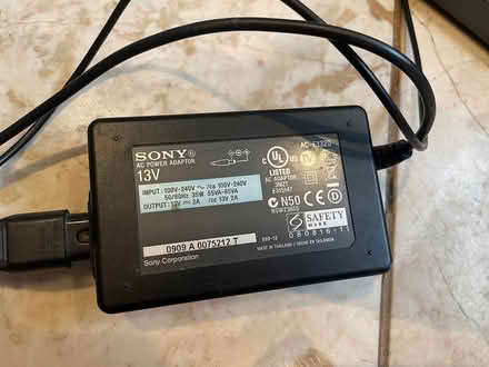 Photo of free Sony SRS-GU10iP Dock Speaker (Hither Green) #4