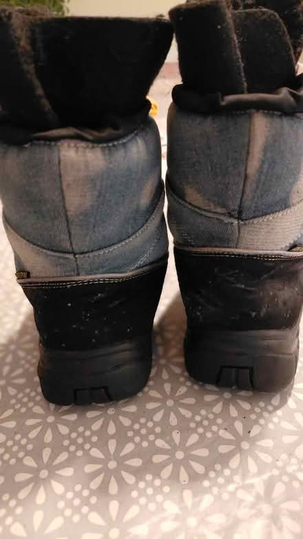 Photo of free Boys snow boots (Mayford GU22) #2