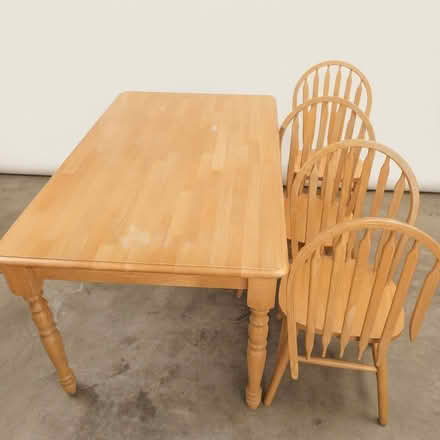 Photo of free Kitchen table and 4 chairs (Sante Fe development) #1