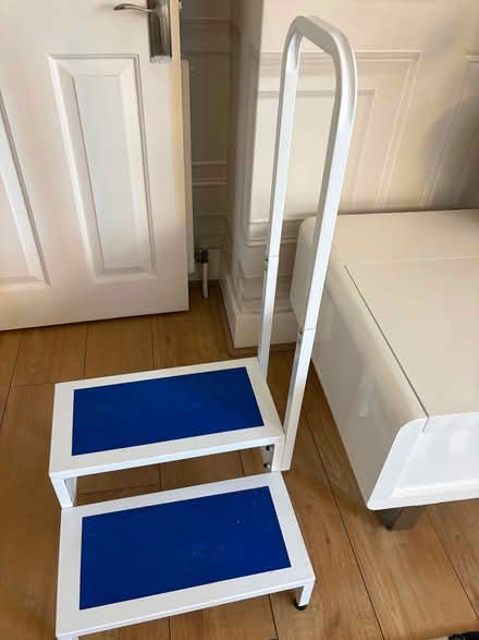 Photo of free Steps and cushion (Warley CM14) #2