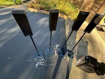 Photo of free Surround sound speaker system (43230) #1