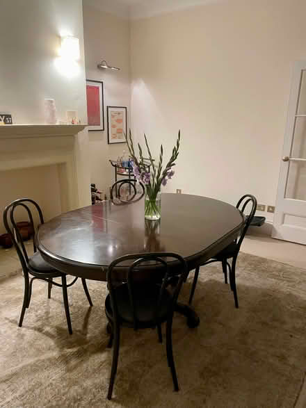 Photo of free Extendible dining table (Marylebone W1H) #1