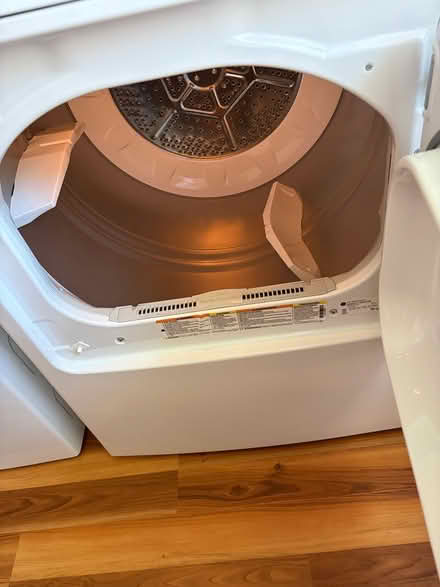 Photo of free GE Gas Dryer (south Leominster) #2