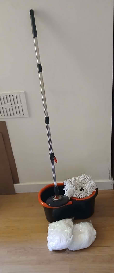 Photo of free Mop with bucket and mop heads (Highbury Vale NG6) #1