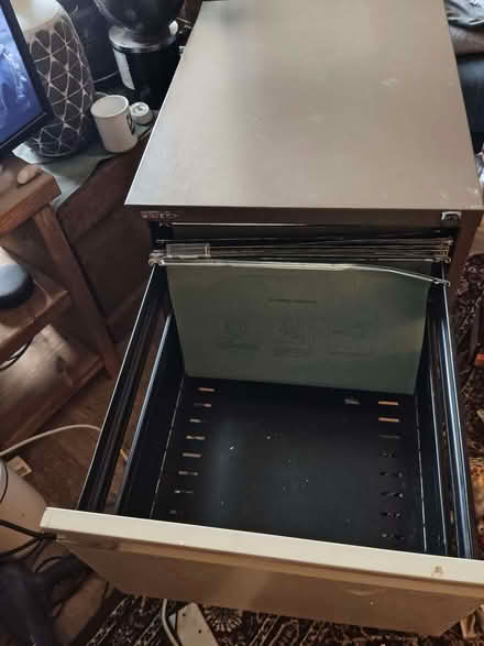 Photo of free 2 drawer filing cabinet (Lochend EH6) #1
