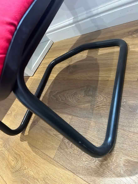 Photo of free Red Office Chair (DE6 Ashbourne) #3