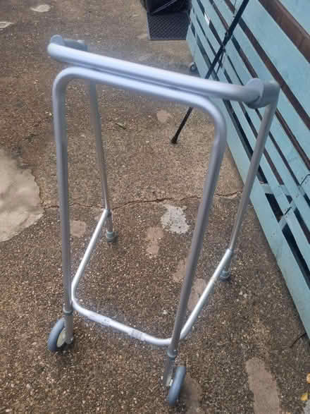 Photo of free zimmer frame (Bestwood Park NG5 5SS) #1