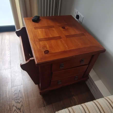 Photo of free Solid wooden chest/table in good condition (Stroud Green N4) #2