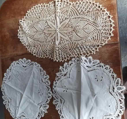 Photo of free Selection of tablecloths, napkins, table fabrics (Byfleet KT14) #4
