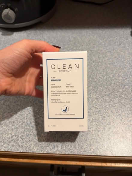 Photo of free Floral citrus perfume (Carkeek) #2