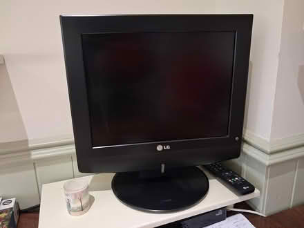 Photo of free Small TV & Sat Box (Edenbridge TN8) #2