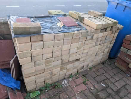 Photo of free Yellow Bricks (SE15) #1