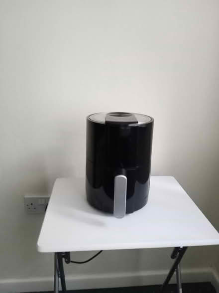 Photo of free Air Fryer (SMALL) (Wolverhampton (WV10)) #1