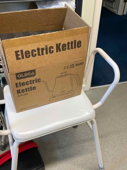Photo of free Electric kettle as new (Kingsteignton TQ12) #2